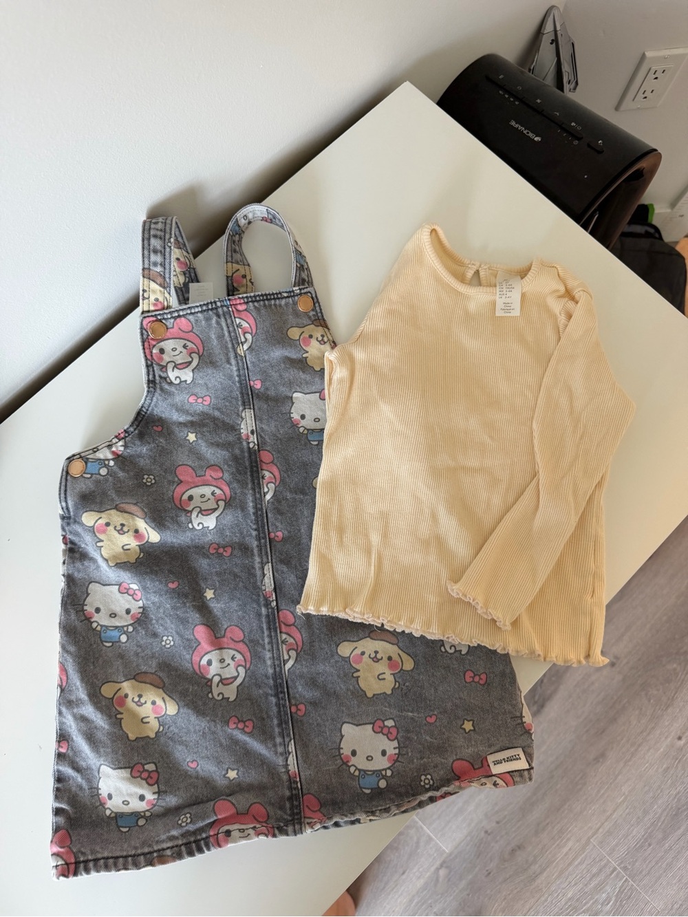 H&M Cream Ribbed Long Sleeve Top